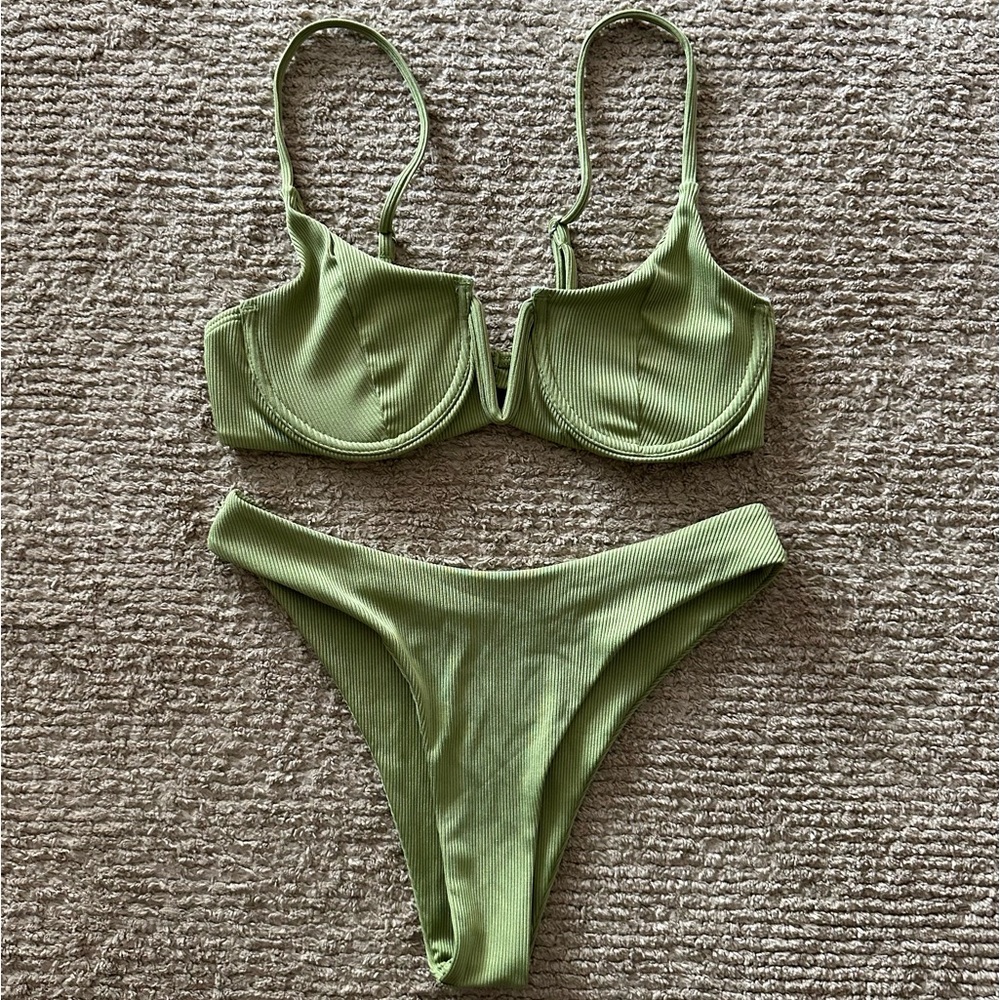 Green ribbed bikini, size small